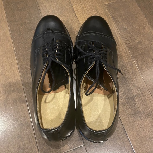 Dayton Derby shoes BRAND NEW!! Size 6E which fits men’s 7.5 US or women’s 9 US - Picture 4 of 11